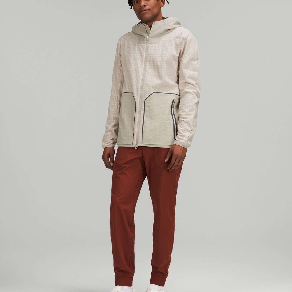 lululemon athletica Beige and Gray Raincoat size xs oversized